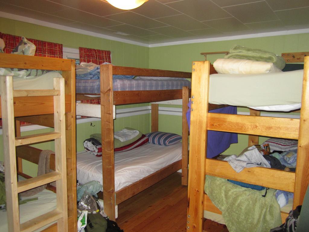 Auberge de jeunesse Beez Kneez Bakpakers à Whitehorse Chambre photo